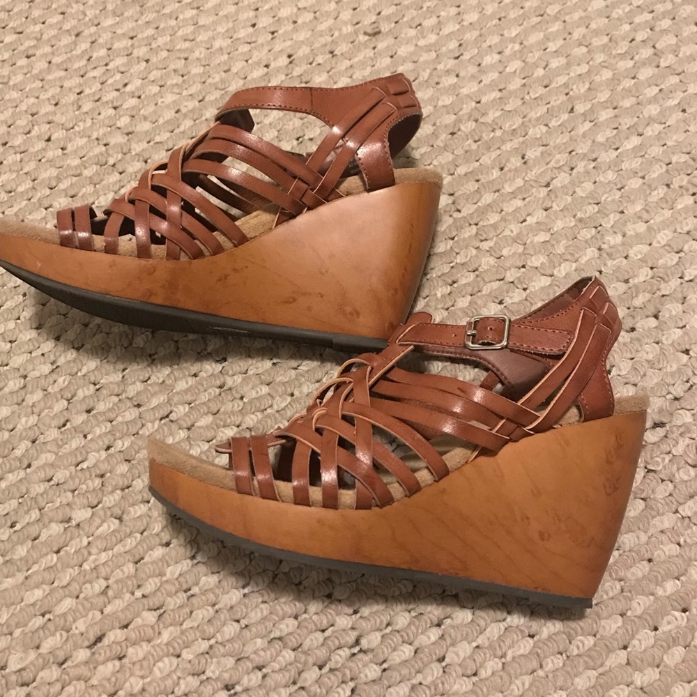 Dr. Scholl’s Cognac Brown Wooden Wedge, Sz 8